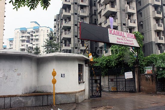 3 bhk flat for sale in Kamal Vihar Apartment 1